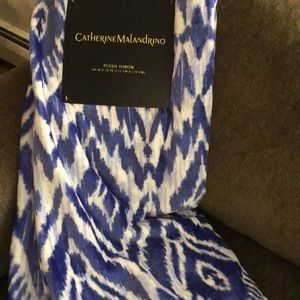 Catherine Malandrino plush throw